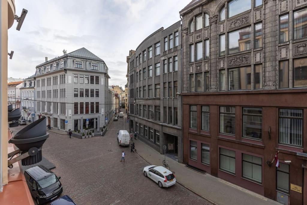 Beautiful 1bd Old Town Appartement *